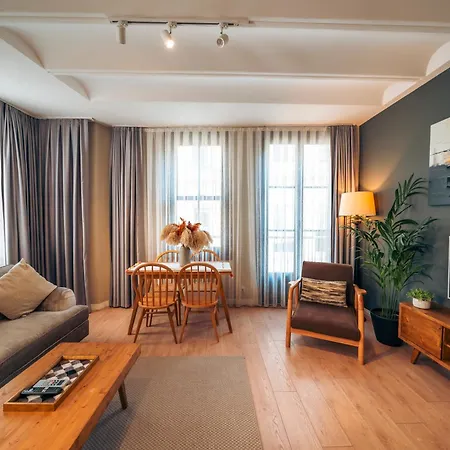 Kuledibi Suites, Historical 2-bedroom No-1 Apartment *