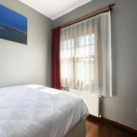 Bright Duplex Istanbul