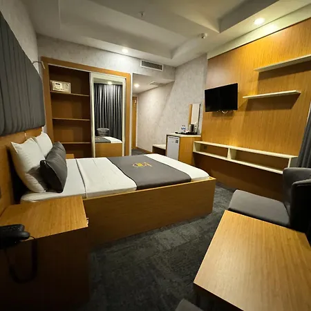 E5 Park Hotel