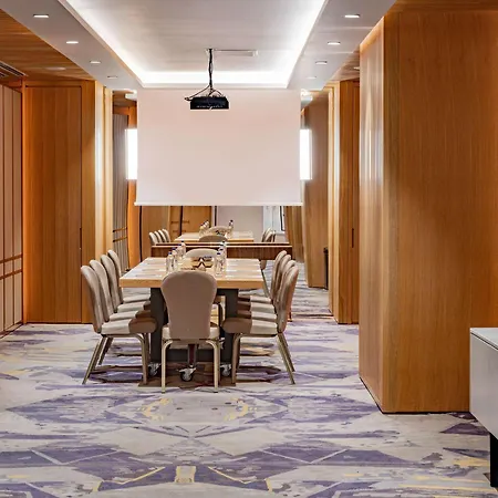 Moevenpick Bosphorus 5*