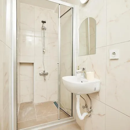Stunning 3br 3bathroom 3ac Near Metro D6 Apartment Istanbul