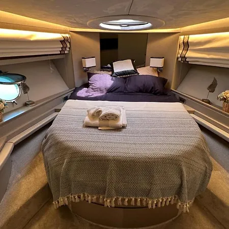 Samtek Bateau-hôtel *