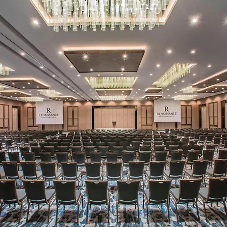 Hotel Renaissance Polat