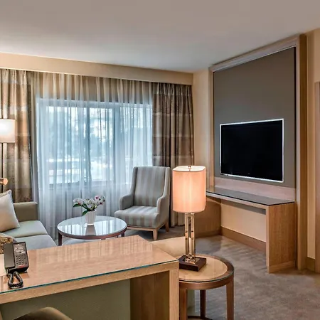 Renaissance Polat Hotel 5*