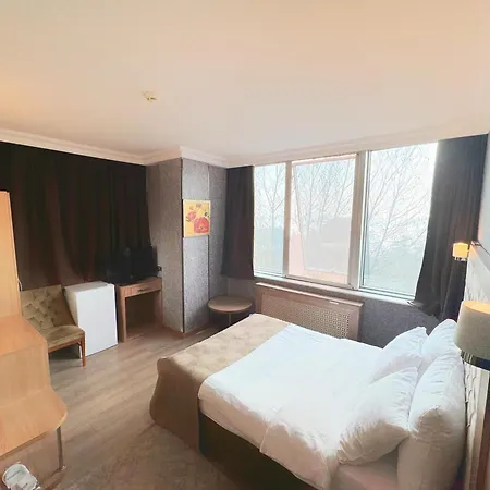 Lounge 2*