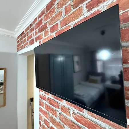 Lonca House Apartment *