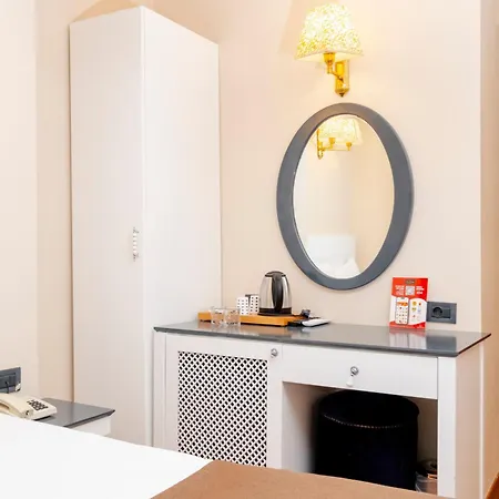 Peak Star Hotell 3*