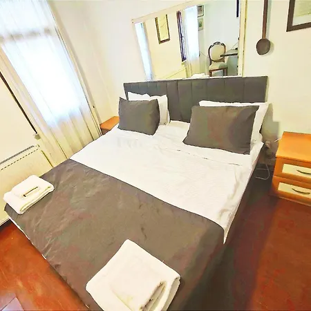 Taksim Luxurious Style Apart Otel *