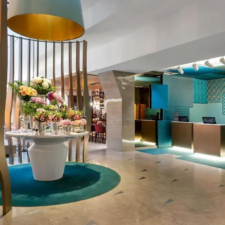 Novotel Bosphorus 5*