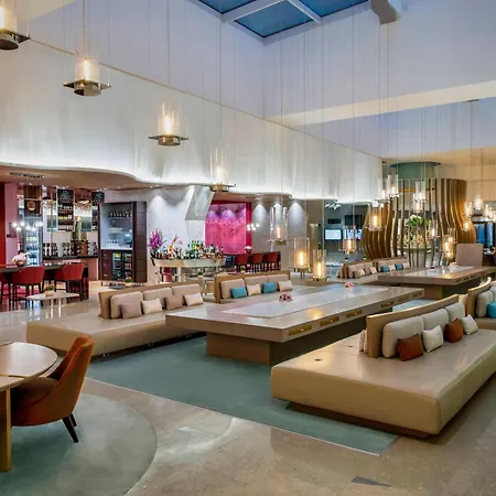 Hotel Novotel Bosphorus 5*