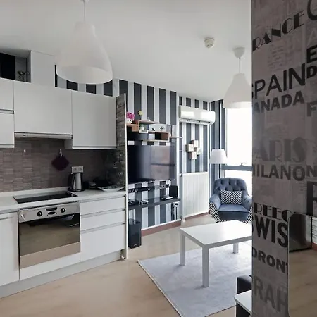 Cozy Family 2 Bedroom At Center Of Atasehir *