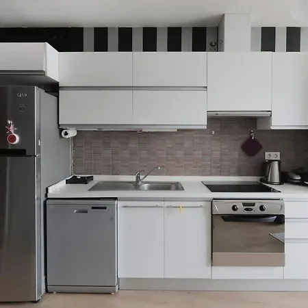 Cozy Family 2 Bedroom At Center Of Atasehir Apartment Istanbul