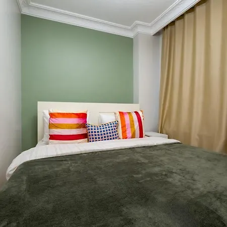 3-bedroom *
