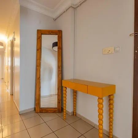 Apartment 3-bedroom