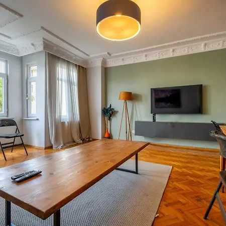 3-bedroom Apartment
