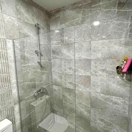 Romantic Getaway Sea View At Kartal * Stambuł