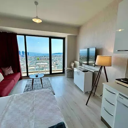 Romantic Getaway Sea View At Kartal Apartament
