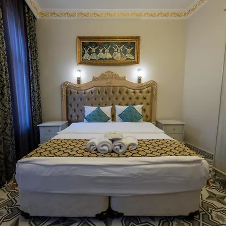 فندق تاريهي اسبرطة بالاس 3*