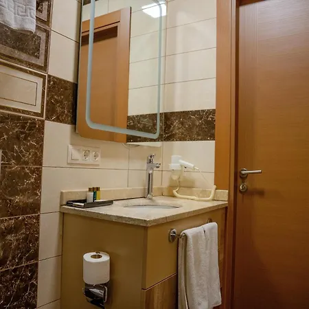 Otel Mari 4*