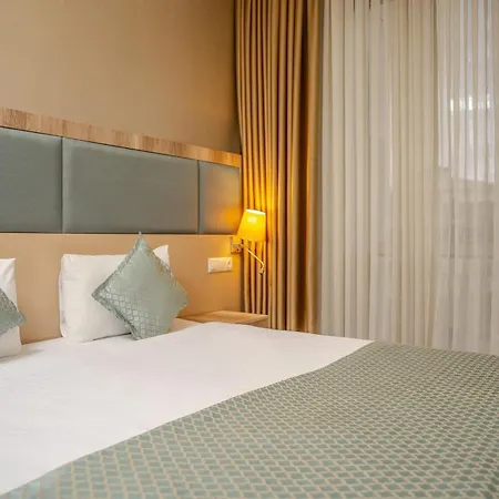Otel Mari 4*