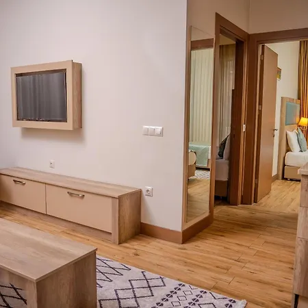 Otel Mari 4*