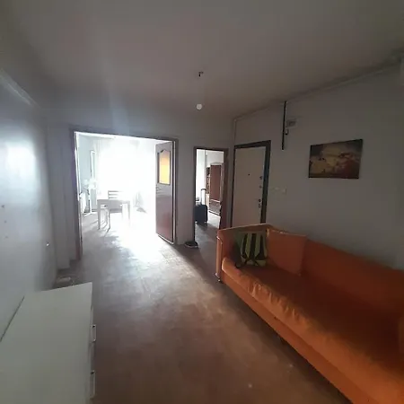 Guest house Konar House