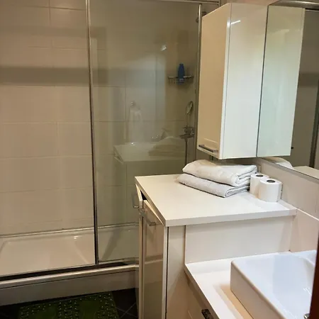 Apartman Taksim Cozy Flat With Swimming Pool, Sauna And Ac Isztambul
