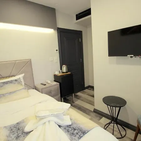 Guler Palace Suit Hotel