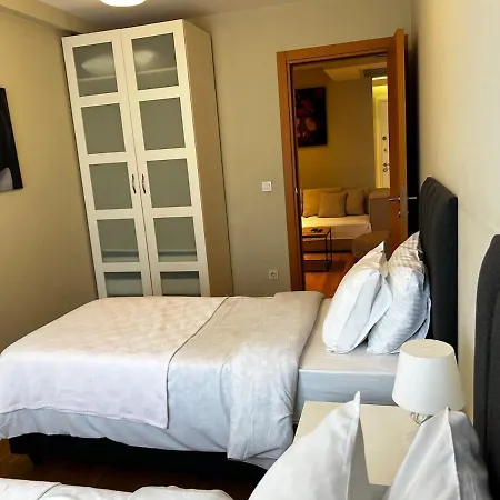 Apartman Taksim Cozy Flat With Swimming Pool, Sauna And Ac Isztambul