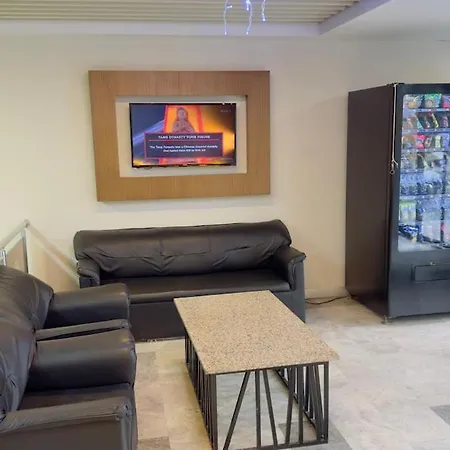 Prime Suits Apartment