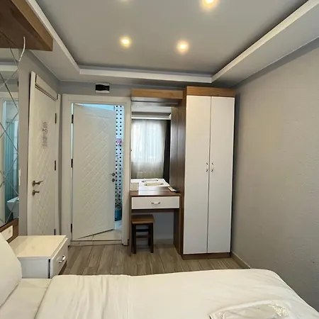 Hotel Tulip House 3*