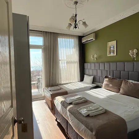 Hotel Tulip House 3*