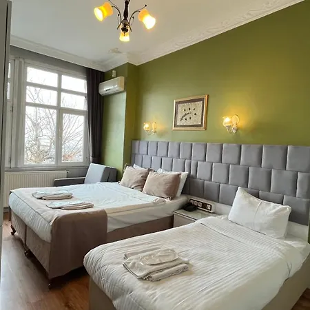 Hotel Tulip House 3*