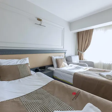 쿠란 인터내셔널