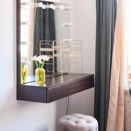 아파트 Cozy Penthouse With The Balcony *