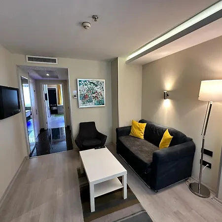 Tempo Airport Otel 3*