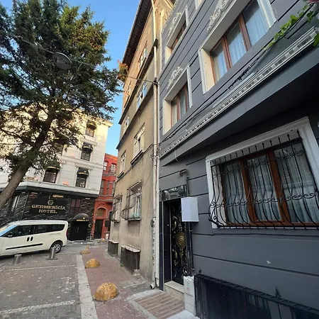Pequena Casa Apartment *