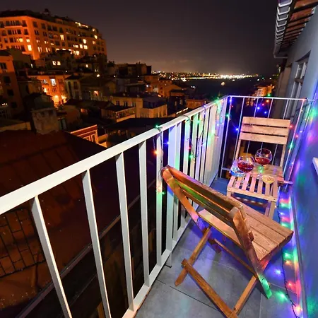 Daire The Maiden Tower From Your Bedroom Romantic View, In Taksim Square *