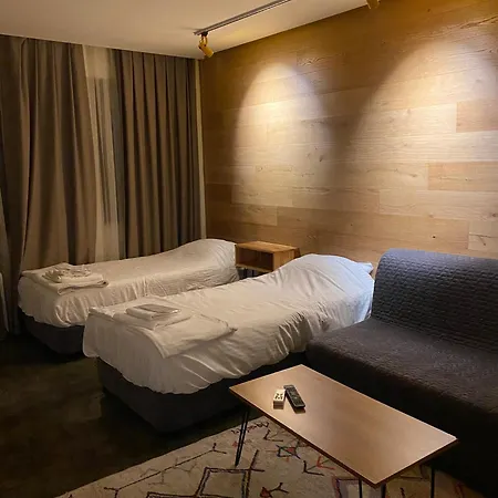 Hub Flats Hotel