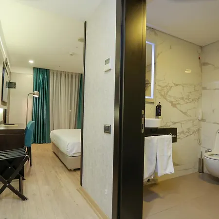 Hotel Milord 4*