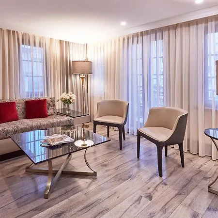 Hotel Taksim 4*