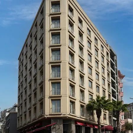 Tunel Hotel