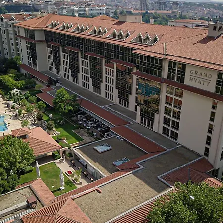 Grand Hyatt Hotel 5*