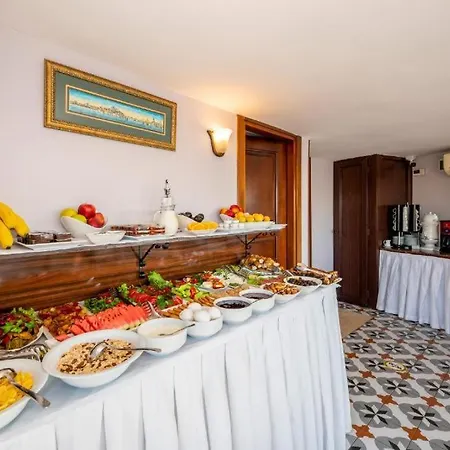 Lynda 4* Istanbul