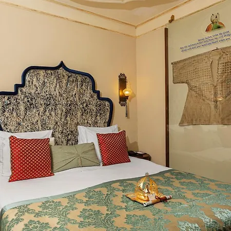 Romance Boutique Class Hotel