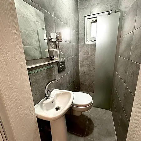 The Pera Vista Boutique Taksim & 1 1 Facilities Otel 3*