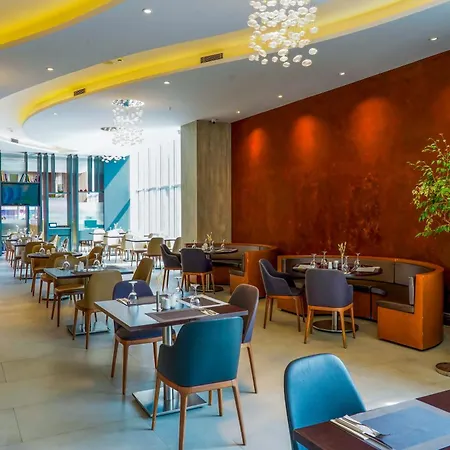 Hotel Ramada Encore Bayrampasa 4*