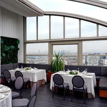 Hotel Ramada Encore Bayrampasa 4*
