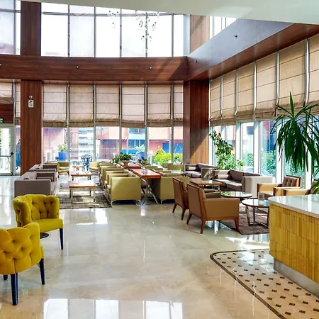 Ramada Encore Bayrampasa 4*
