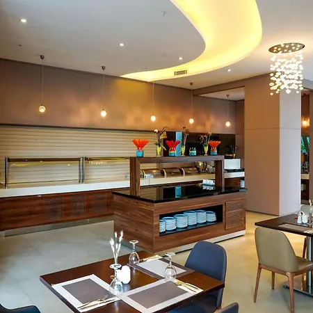 Ramada Encore Bayrampasa 4* Istanbulská provincie